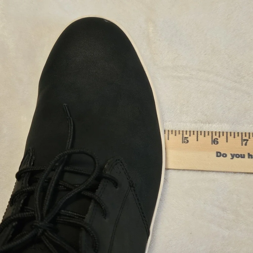 IZOD Men's Palmer Black Chukka Boots White Sole Size 12 M Used